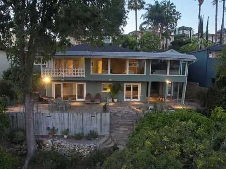 6630 Whitley Ter — Photo 36