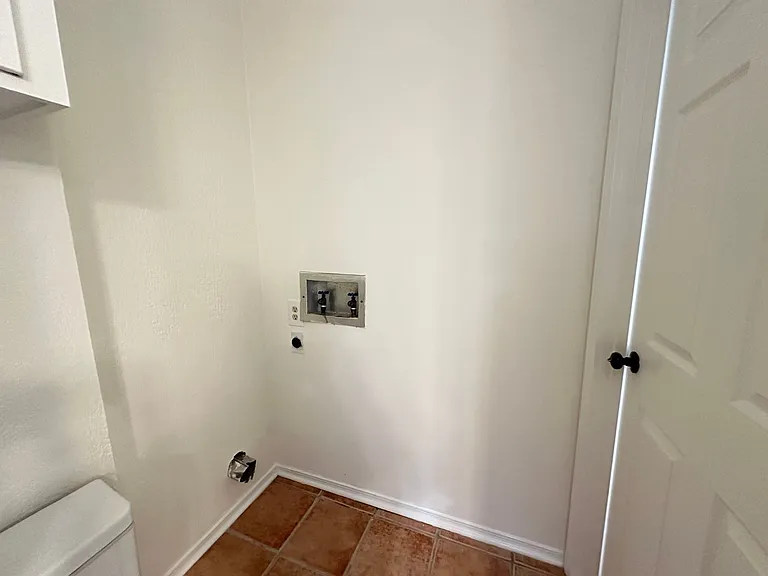 2882 Mackey Ln — Photo 11
