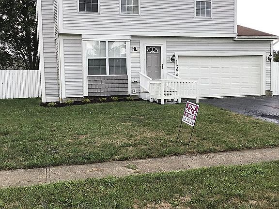 3rd image of 1300 Glenboro Way