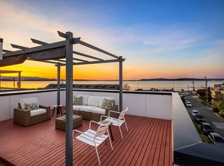 2429A 55th Ave SW, Seattle, WA 98116
