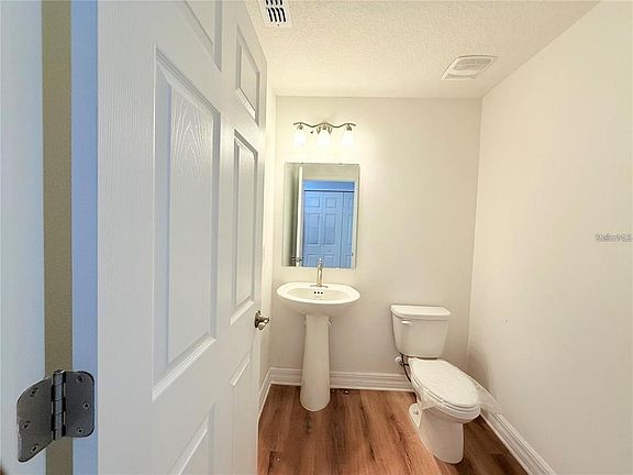 5th image of 222 CARPENTERS WAY #67