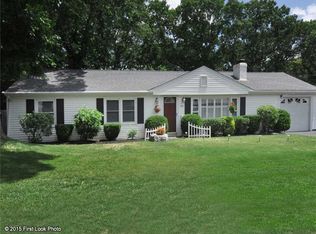 390 Diamond Hill Rd, Warwick, RI 02886