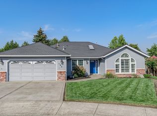 193 Justin Ct, Central Pt, OR