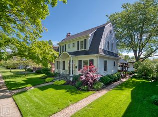 517 S Delphia Ave, Park Ridge, IL 60068