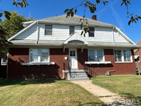 312 E 5th St, Huntingburg, IN 47542