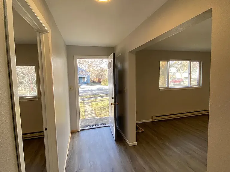 506 N Sampson St — Photo 9