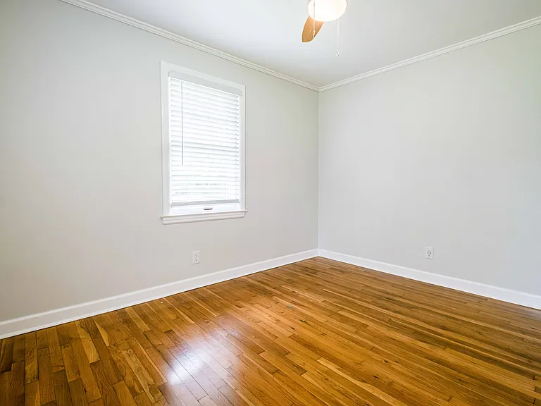 5604 Paulsen St — Photo 17
