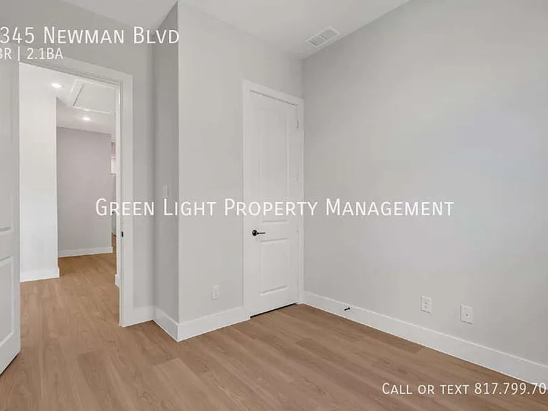 4345 Newman Blvd — Photo 14