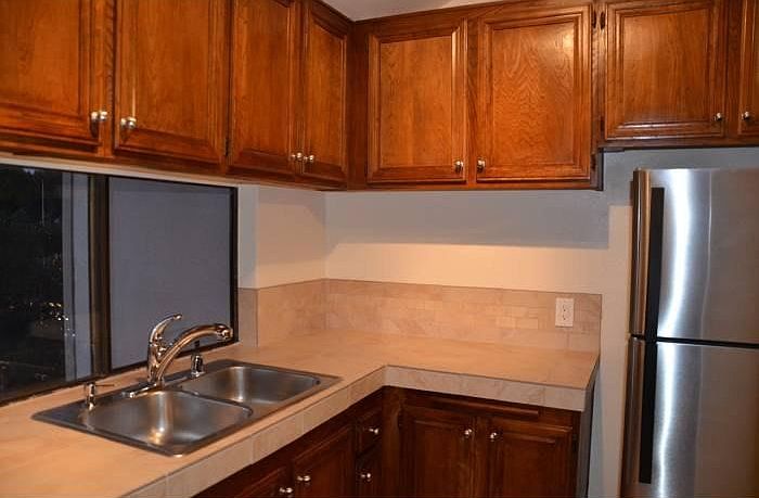 Kitchen/Stainless Fridge