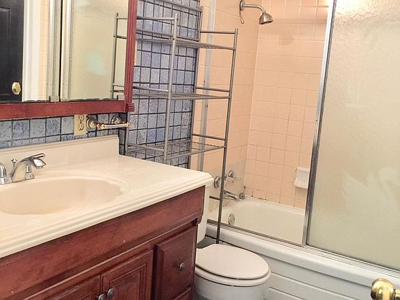 3rd image of 934 S Weatherred Dr #933