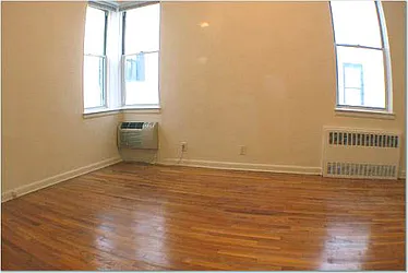 Rented by 4 Points Properties