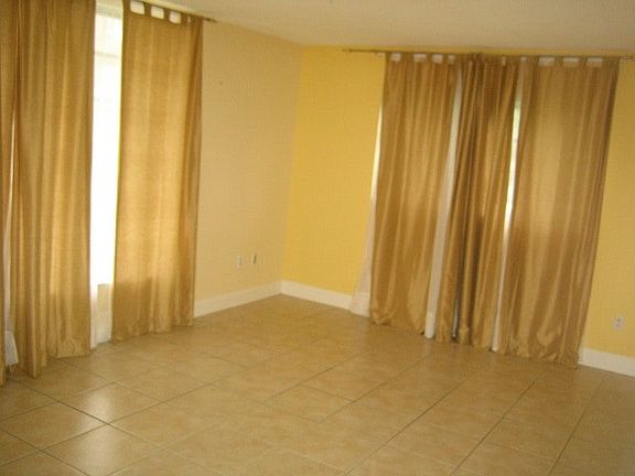 5th image of 1065 94th St APT 307