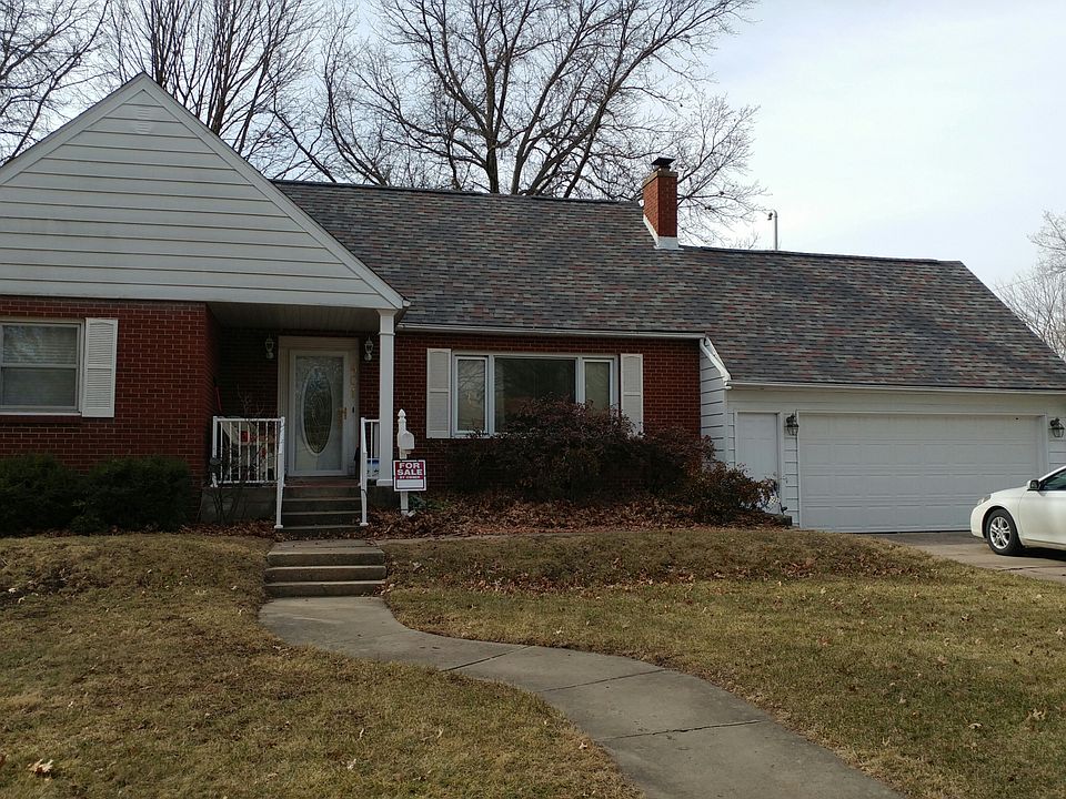 1st image of 401 Vernon St