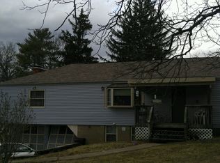 1105 McIntire Ave, Zanesville, OH 43701