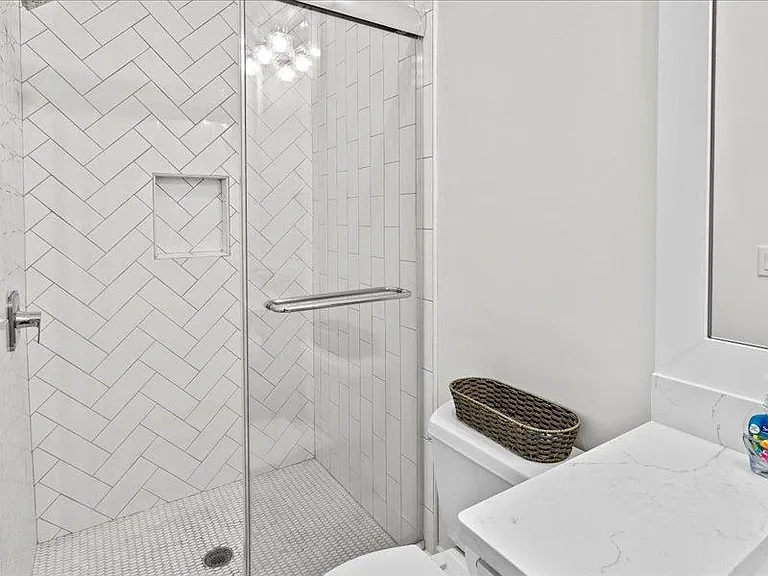 237 Cabana Trl — Photo 9