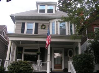 53 Greenfield St, Buffalo, NY 14214