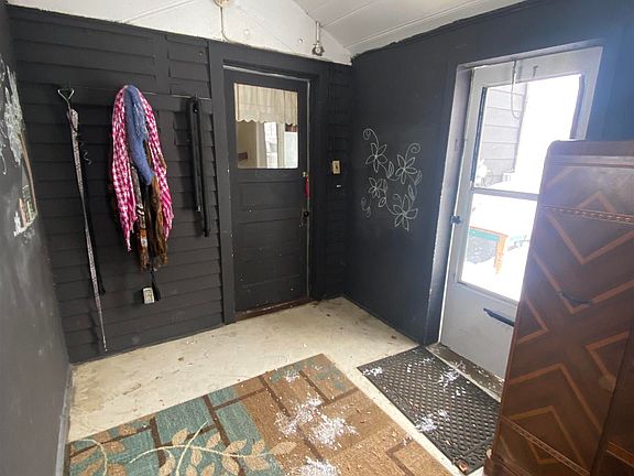 2nd image of 540 Florence Ave