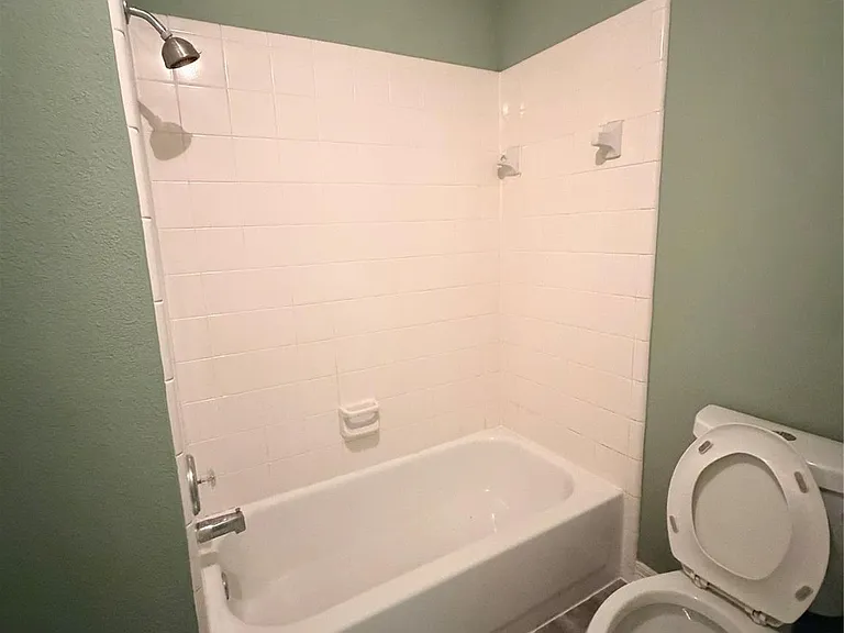 2303 Chelsea Ridge Ct — Photo 25
