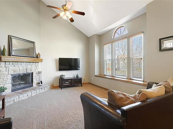 4th image of 7605 W 156th Pl