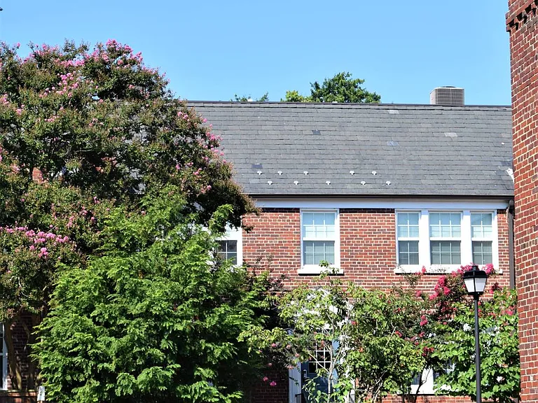 Colonial Village West — Photo 9