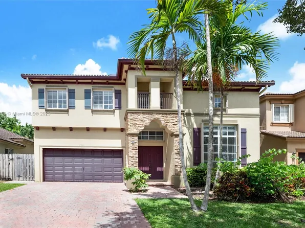 22466 SW 94th Pl, Cutler Bay, FL 33190