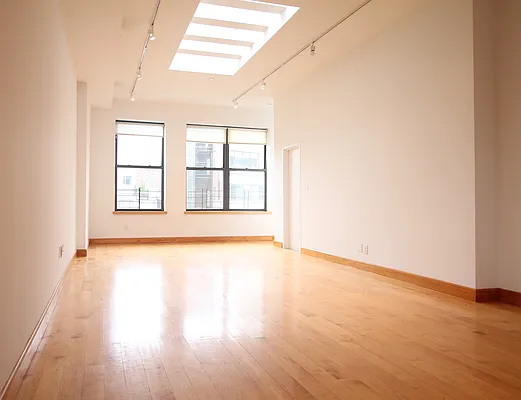 Rented by True Lofts New York LLC | media 14