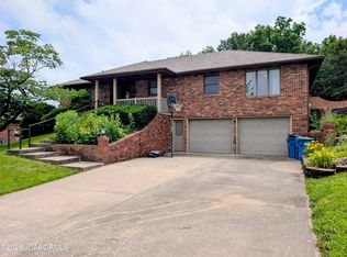 906 Bannister Dr, Jefferson City, MO 65109