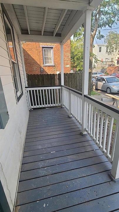 1st image of 815 Norton St
