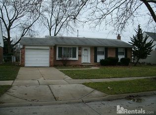29609 Lori St, Livonia, MI 48154