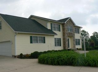 132 Simeon Dr, Hebron, OH 43025