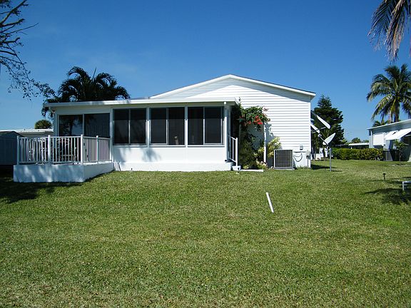 back view from golf course