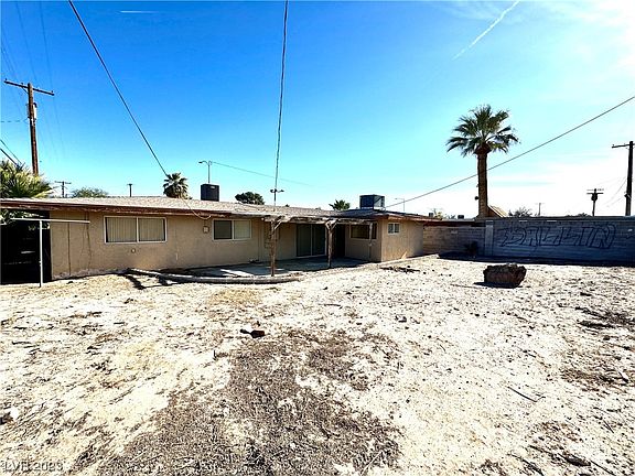 5th image of 1307 Tamerack Ave