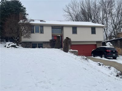 427 Deer Park Dr, Clairton, PA, 15025