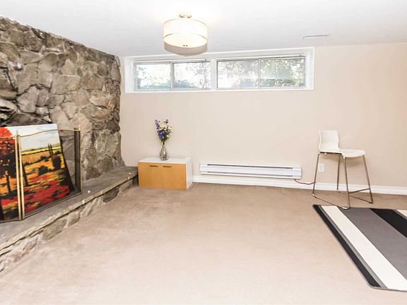 4th image of 124 Thicketwood Dr