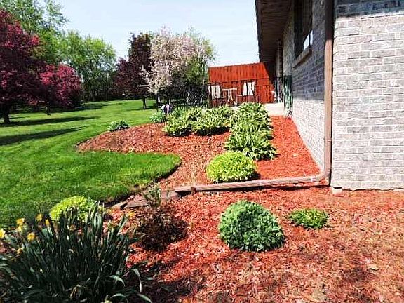 3rd image of 5065 Valley Pines Dr