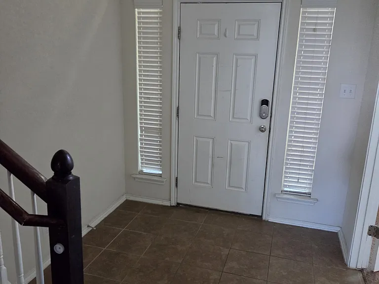 9631 Common Law — Photo 8