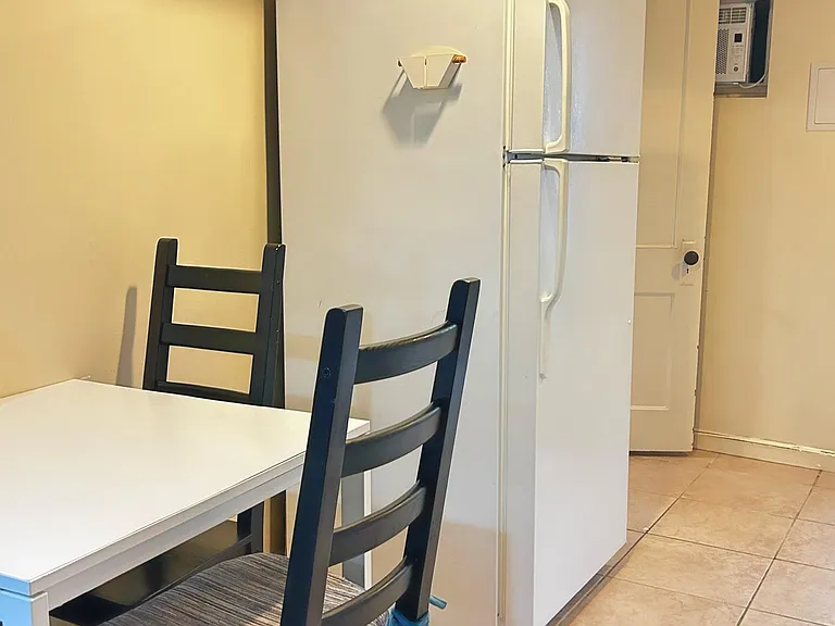 1372 Rittenhouse St NW #B — Photo 6