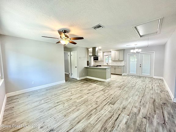 5th image of 4735 Cocoanut Dr