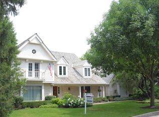 215 Center St, Hinsdale, IL