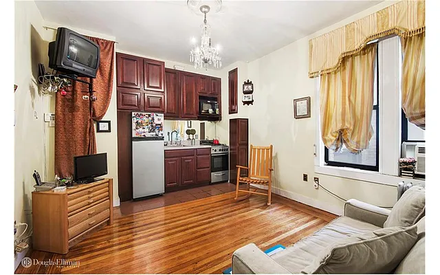 Sold by Douglas Elliman | media 13