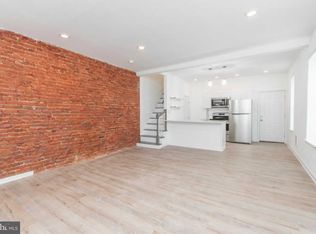 1301 W Lippincott St, Philadelphia, PA 19132