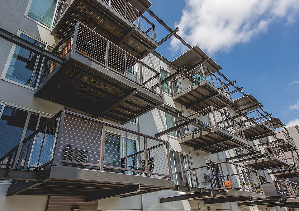 Parker off Pearl Exterior