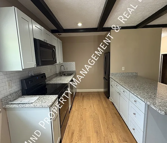 246 Mendon Rd #6 — Photo 6