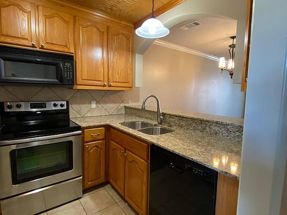 4th image of 13080 Burgess Ave APT 15