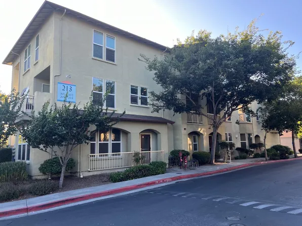 213 Pacifica Blvd Unit 202, Watsonville, CA 95076
