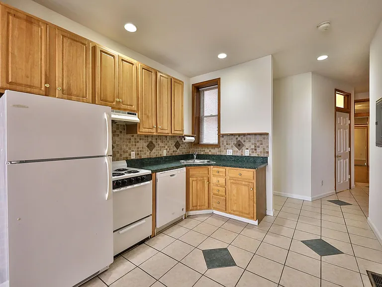 1832 W Girard Ave #1 — Photo 4