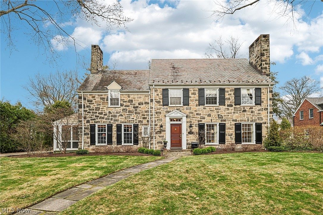 21059 Claythorne Rd, Shaker Heights, OH 44122 | Zillow