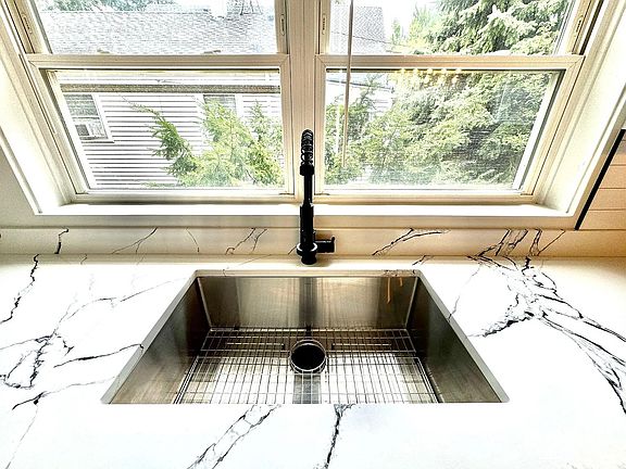 3rd image of 3508 N Lowell Ave APT 1