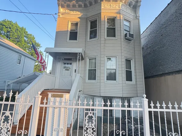 2888 Wellman Ave Floor 2, Bronx, NY 10461