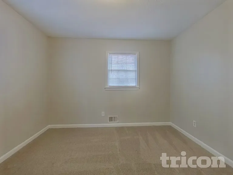 5020 Horton Pl — Photo 12